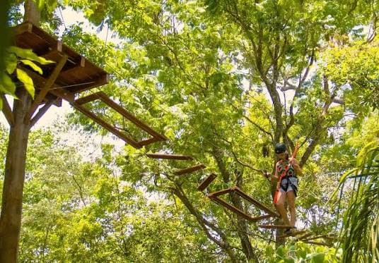 Tirolesa no Formoso Adventure