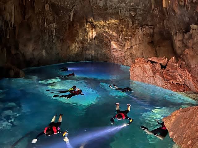 Formações rochosas da Gruta do Mimoso